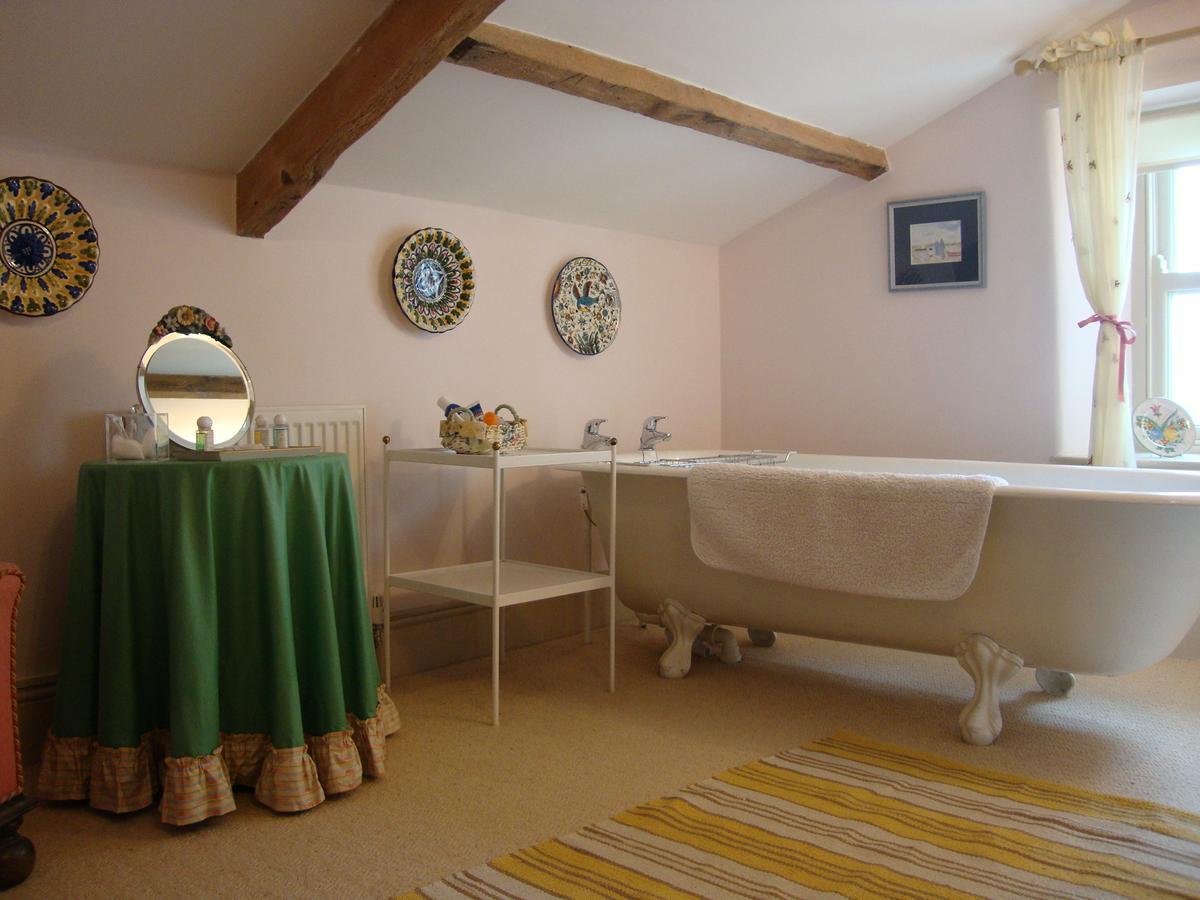 Capple Bank Farm Bed & Breakfast Wensley Exterior photo
